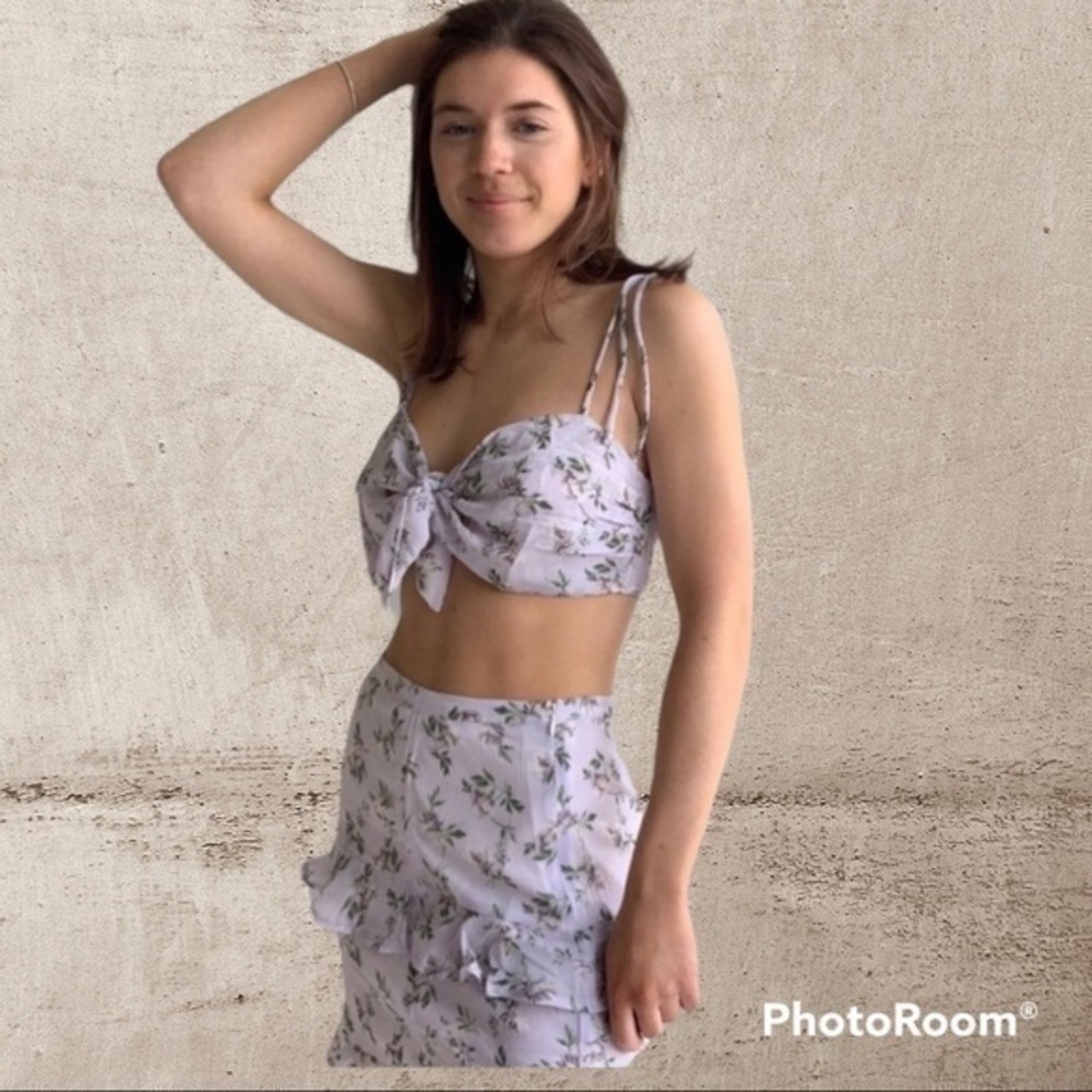 Two piece flora Lavender setโ - Picture 4 of 14